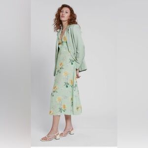 & Other Stories Mint Green Floral Long Sleeve Dress